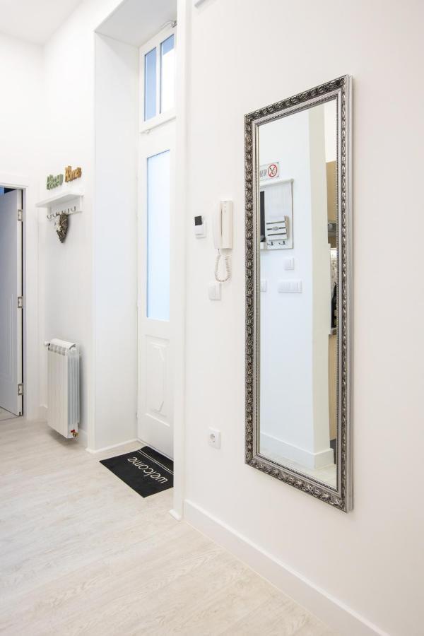 Theatre Square Apartments Novi Sad Exterior foto