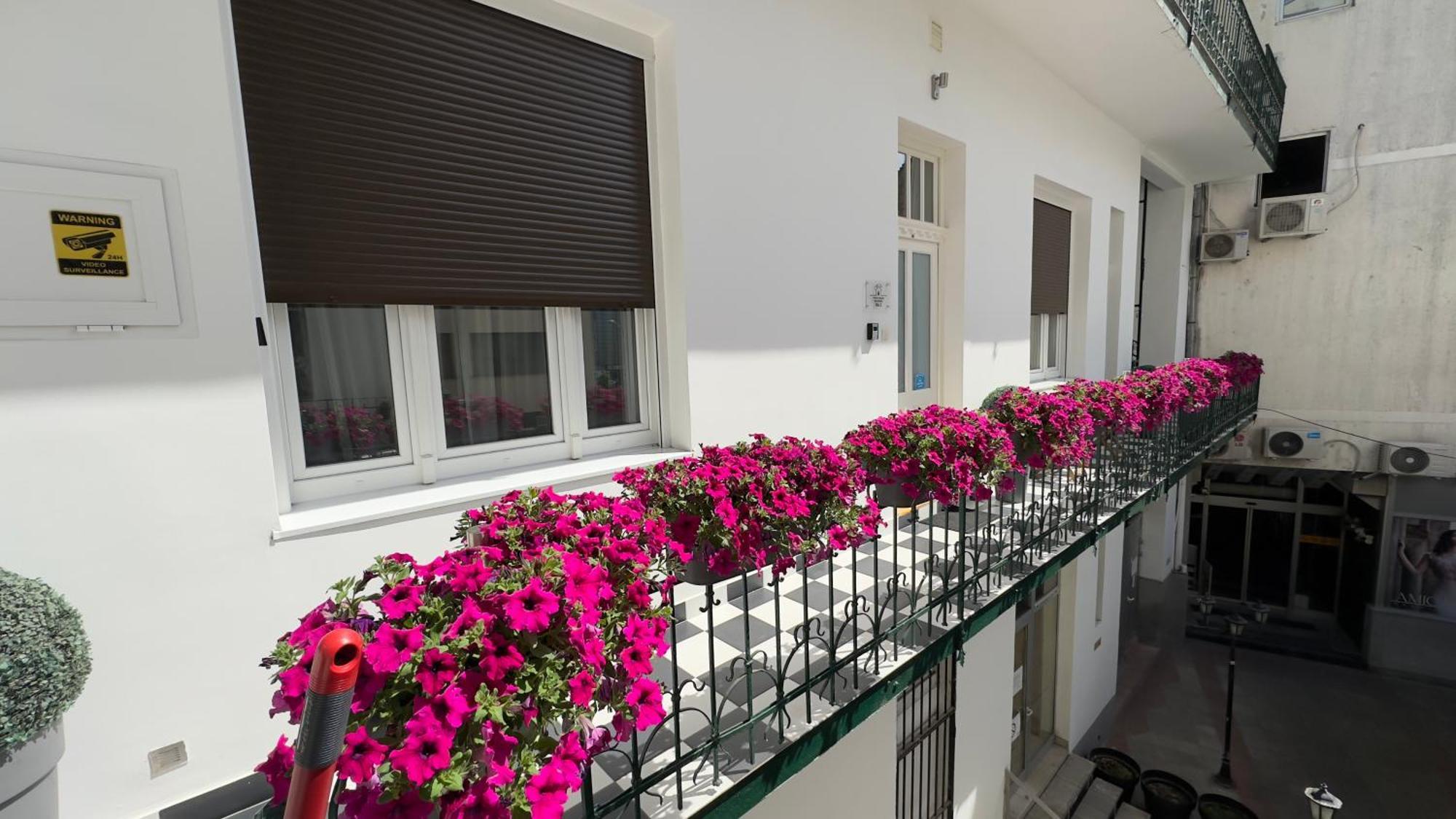 Theatre Square Apartments Novi Sad Exterior foto